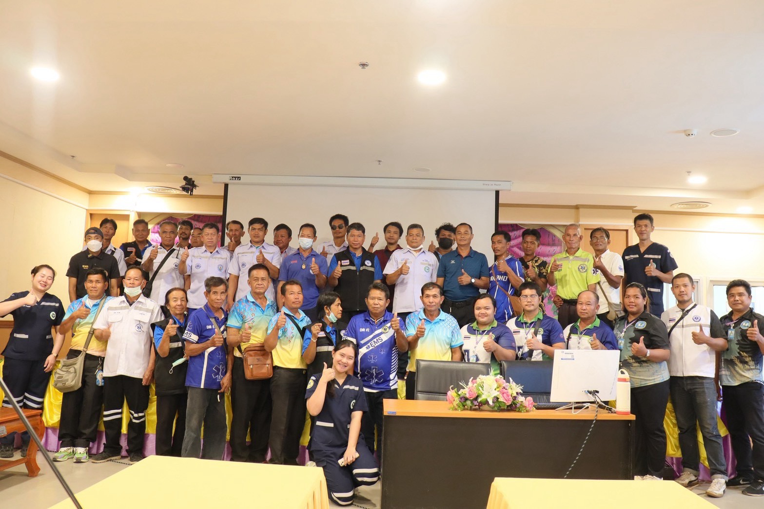 รพ.เสลภูมิ เดินหน้ายกระดับมาตรฐานการแพทย์ฉุกเฉิน (EMS) พัฒนาศักยภาพทีมกู้ชีพ เพิ่มประสิทธิภาพช่วยเหลือผู้ป่วยฉุกเฉิน